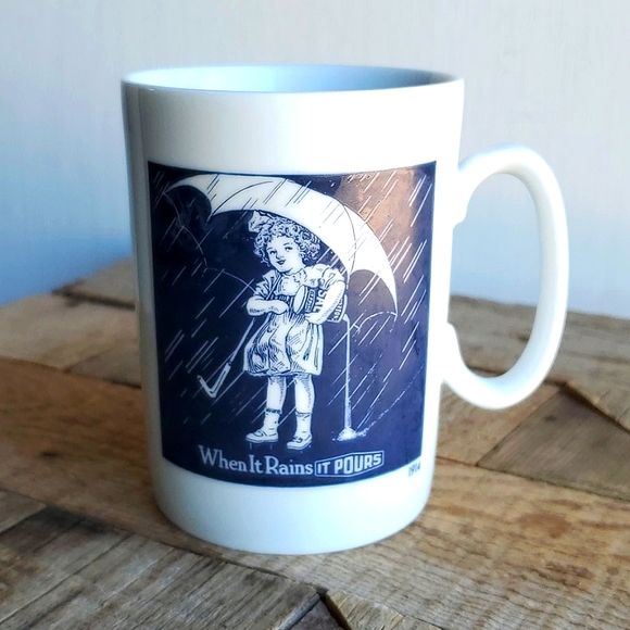 Set of 4 Morton Salt Mugs - Picture 2 of 8